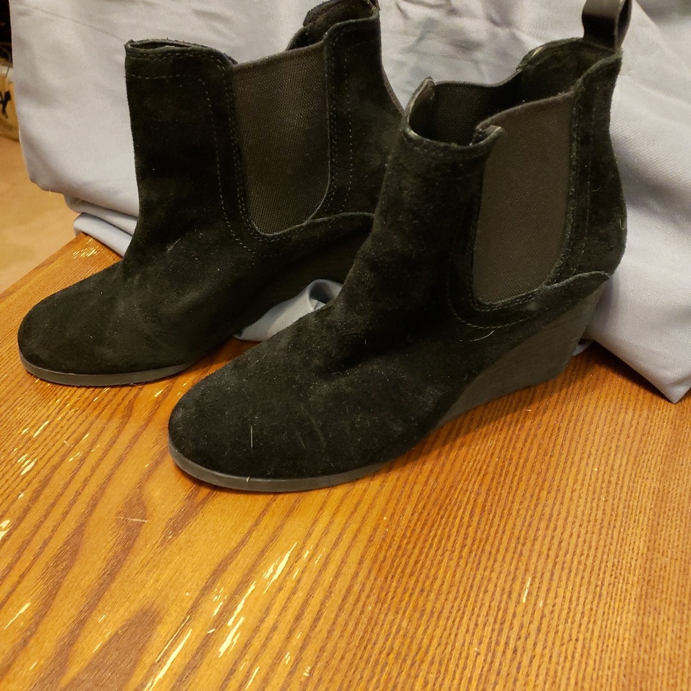 Lucky black boots